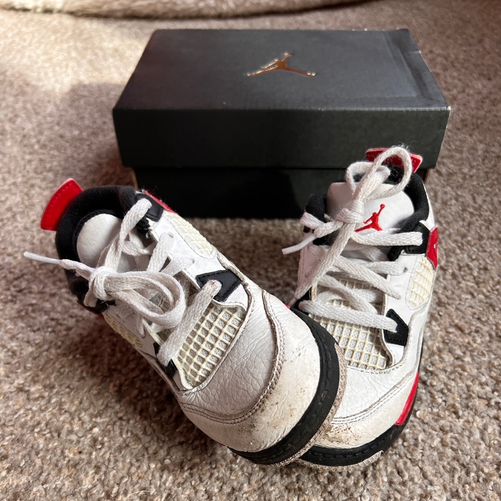 Jordan retro 4 boys red, black, and white size 10c NO BOX B1G1 50% off